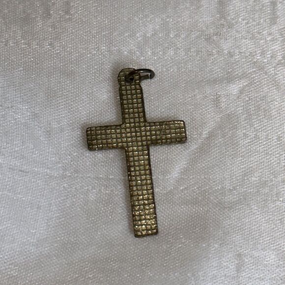 Vintage Green Enamel painted Gold Tone Cross Pendant - Picture 4 of 4